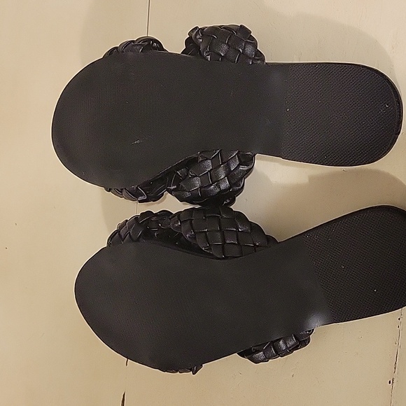 Womens  braided cross strap flat sandals in black size 42 - Picture 3 of 4